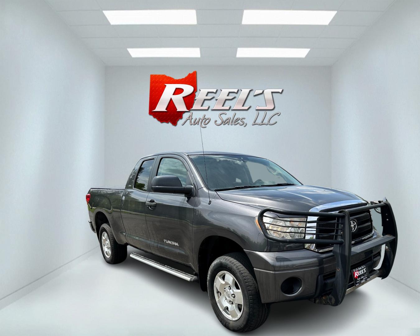 2011 Gray /Black Toyota Tundra SR5 (5TFUM5F12BX) with an 4.6L V8 engine, 6-speed automatic transmission, located at 11115 Chardon Rd. , Chardon, OH, 44024, (440) 214-9705, 41.580246, -81.241943 - Photo#2